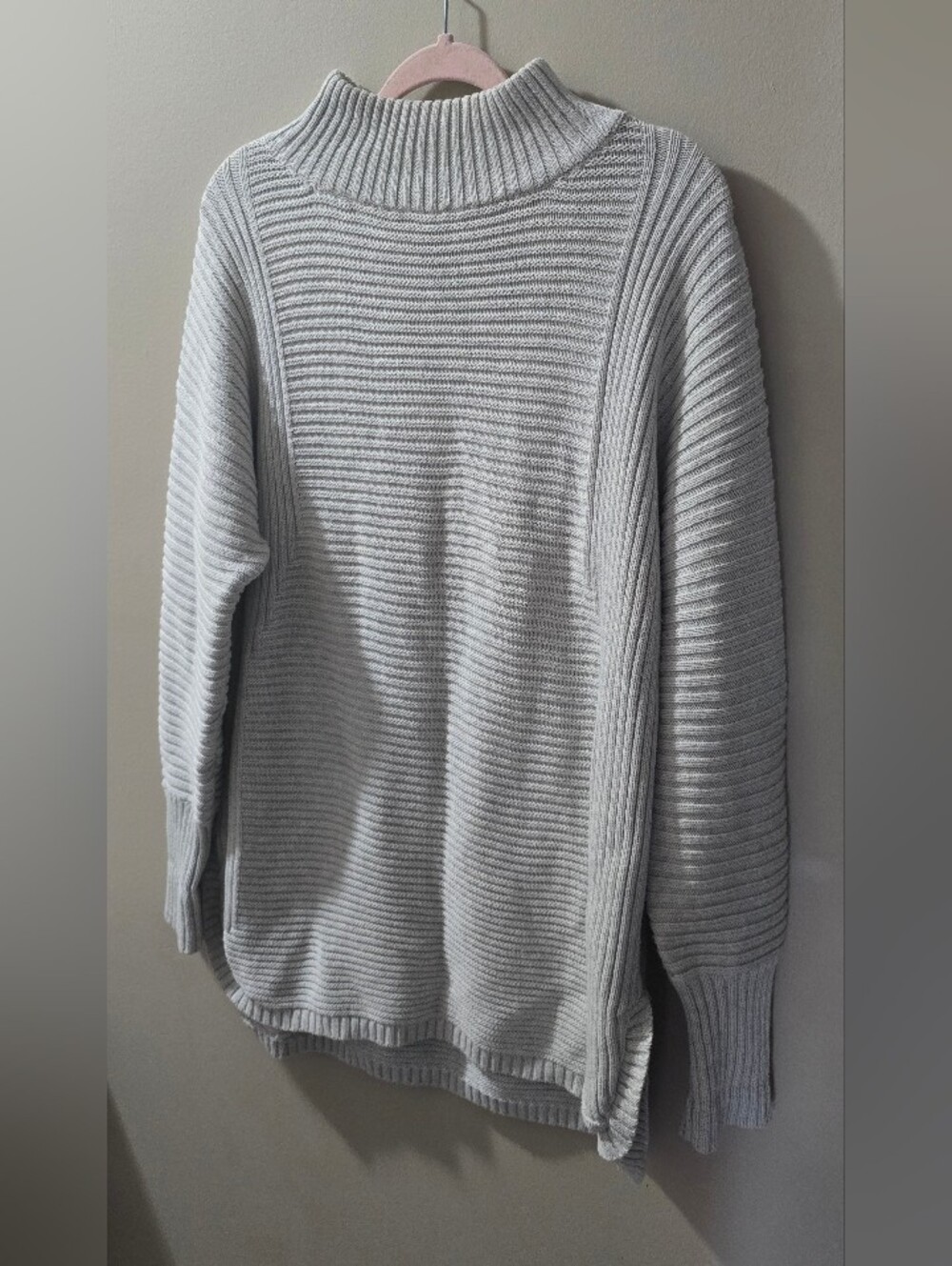 Women's Light Gray Ribbed Turtleneck Sweater